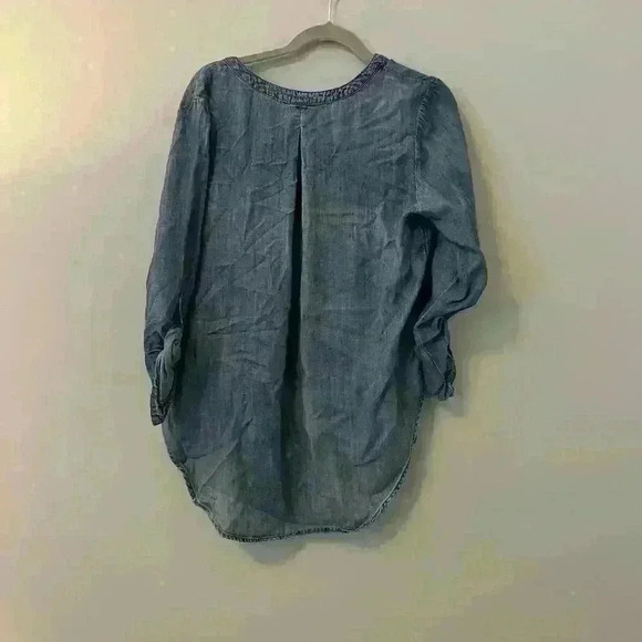 Lou & Grey Chambray Roll Sleeve Tunic Top Size Medium - Picture 4 of 4